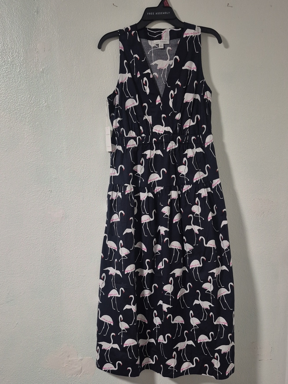 Free Assembly Sleeveless V-Neck Flamingo Print On Navy Dress